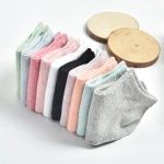 Wholesale women colorful fashion cotton sport short ankle socks