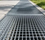 Customized Steel Floor Walkway 30*30 Heavy Duty Galvanized Steel Carbon Bar Mesh Grating 32X5mm Bar