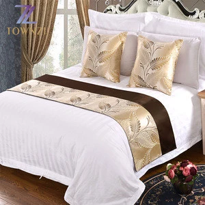 2019 Guangzhou Textile Manufacturer 100% Cotton Hotel Linen Satin Stripe Jacquard King Size Bed sheets Bedding Set