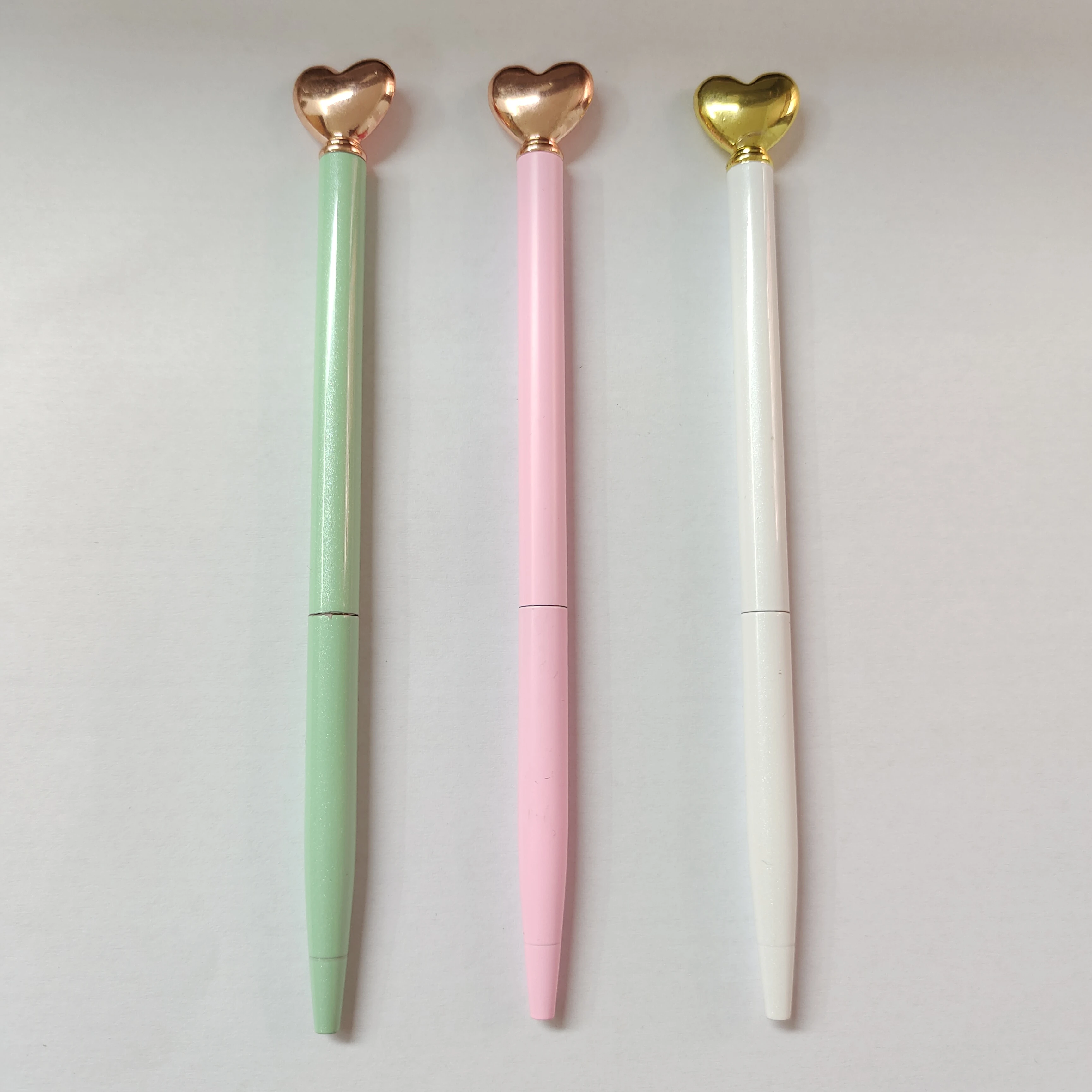 2021 New Design Lovely Metal Ballpoint Pens Heart Shaped Head Wholesale Twist Ball Pens with Custom Logo