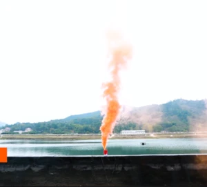 3 minutes Chinese orange colored smoke for outdoor activities