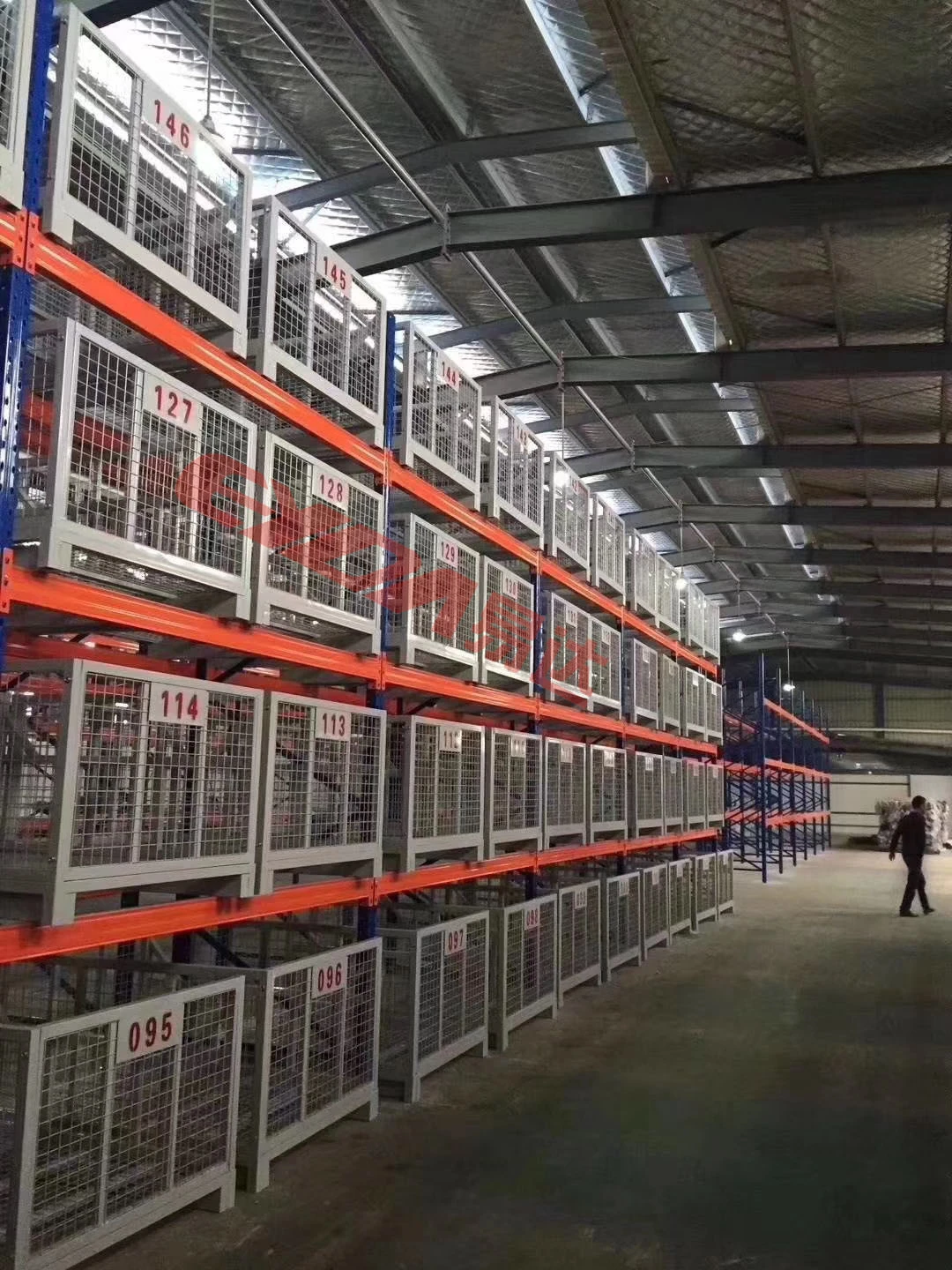 Beam Type Warehouse Storage Pallet Racking  Container Stacking Rak Shelf