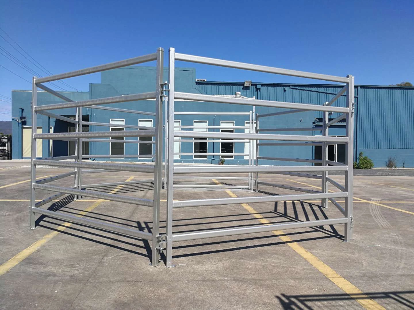 Higher Quality Metallic Fence Panel For Keeping Cattles