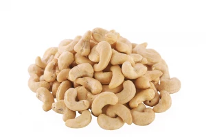 High Quality W240 Cashew Nuts Cashew Nut Raw White Ivory Delicous for Food a Grade from IN;41826 5% Max Dried 1000 Kg Packaging