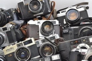 -junk product- Japanese camera Digital camera,film camera,lens,etc.   Many popular and rare products are also mixed