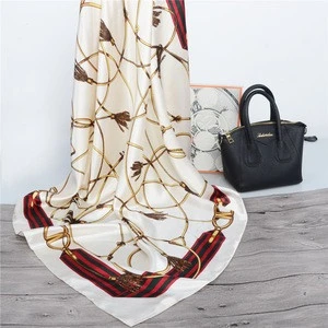Wholesale Woman Unique Super Soft Printed Twill Silk Hijab Square Scarf Shawl