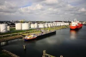 STORAGE TANKS FOR LEASE AVAILABLE AT ROTTERDAM