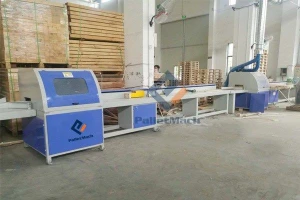 Automatic wood CNC saw