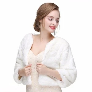 2018 New Winter White Long Sleeve Wedding Fur Jacket
