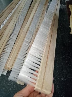 2020 Hot Selling Wooden Plastic Strip Floor Brush Dust Removal Clean Strip Brush