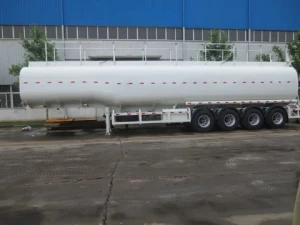 46000L Steel Fuel Tank Semi-Trailer with four Axles Iron Material