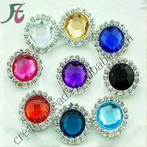 China wholesale fashion jewelry broaches antique brooches diamante and pearl embellishment for sale