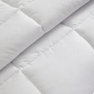 All- Season White Down Alternative Quilted Comforter Duvet Insert or Stand-Alone Comforter quilt Machine Washable