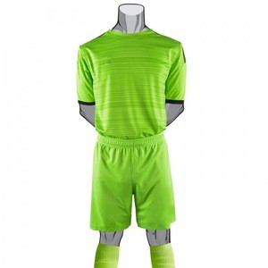 Best Factory Sport Soccer Wear Oem Cheap Soccer Uniform Set Custom Football Jersey Soccer Uniform For Men