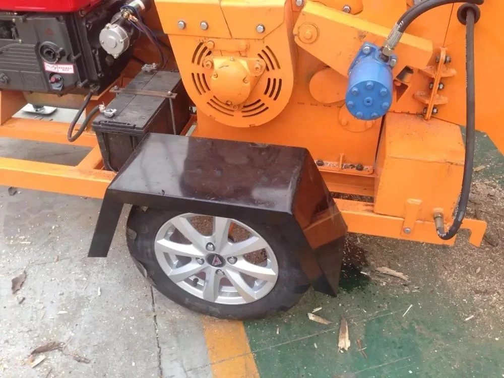 China Wood branch chipper Hydraulic Diesel Engine Driven Wood Chipper