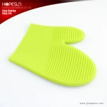 Colorful silicone cute oven mitts with frog pattern