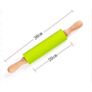 Custom Food Grade Reusable Kitchen Baking Tool Silicone Rolling Pin with Wood Hand and Non-stick Surface