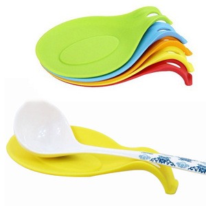Flexible Almond-Shaped Kitchen Tools Silicone Spoon Rest Silicone Kitchen Utensil Rest Ladle Silicone Spoon Holder