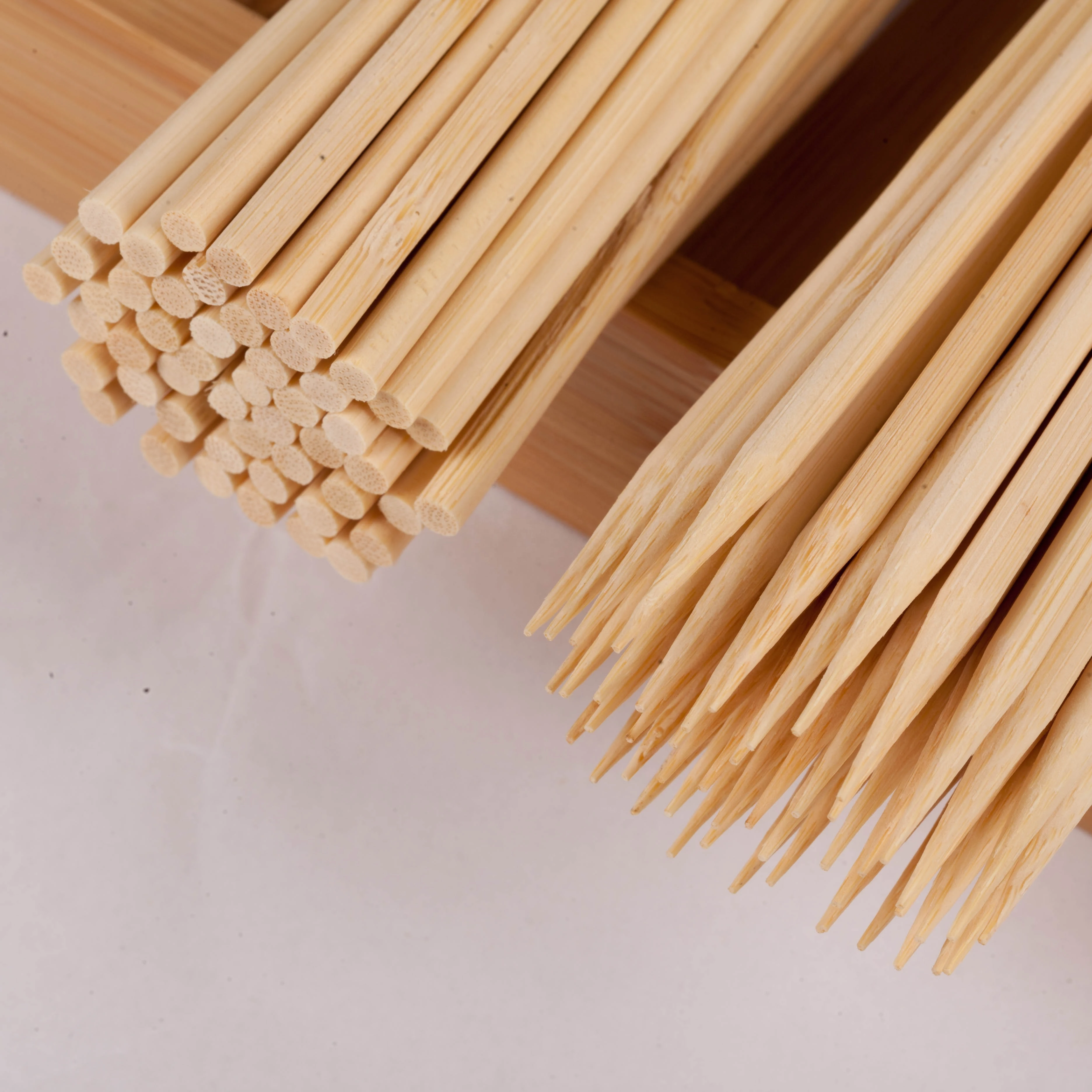 Fujian Mingchang bamboo Food Grade Bamboo Round Marshmallow Stick,Wholesale 3.0mm  Long Bbq Bamboo Skewer with custom log