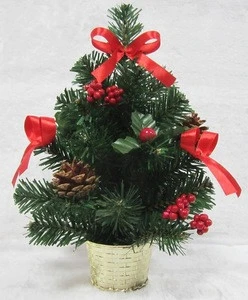 Handicraft natural colour mini wooden christmas tree for holiday decor