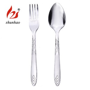 Low MOQ Cheap spoon and fork set stainless steel cutlery set