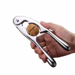 Nut Cracker Tool Pecan Walnut Piler Opener with Non-slip Handle High quality Manual Kitchen Gadgets Zinc Alloy Nut Cracker