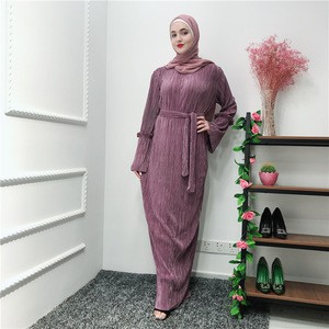 Popular Design Arabic Muslim Elegant Slim Hip Pleated Dubai Abaya Dresses Women  Islamic Clothing