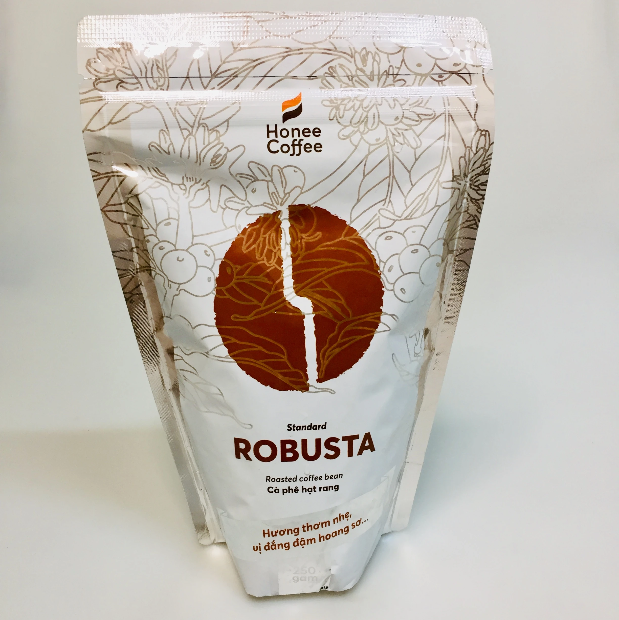 Single origin Vietnam Robusta whole coffee beans roasted 250g