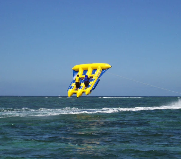 ST-BB090 most durable safe exciting CE inflatable flying fish boat on the sea or lake for holidat