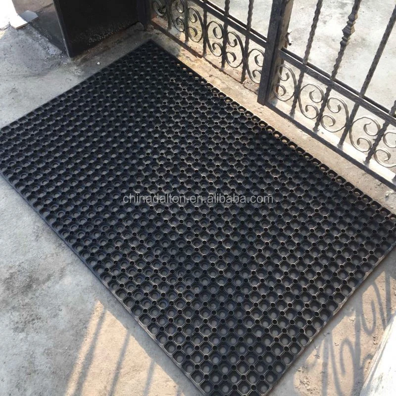 Water Drainage Durable Rubber Mats With Holes