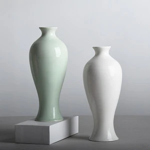 Wholesale supply of small vase ceramic flower arrangement Jade Vase ornament