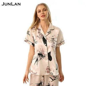 Wholesale Womens Classic Satin Pajamas Set Girls Long Sleeves Sleepwear Silk Nightgown