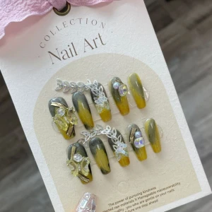 Yellow Jade Handmade press on nails artifical nails cat eye nails