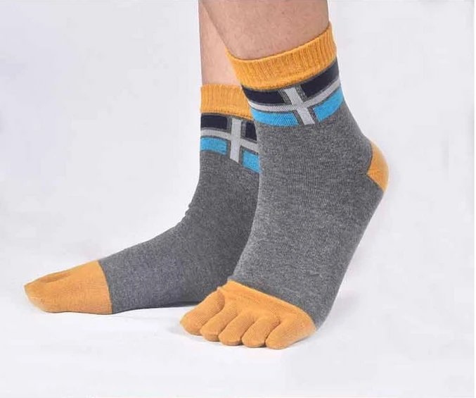 2019 new Custom wholesaler morning high quality men&#39;s ankle sport socks to USA and Canada