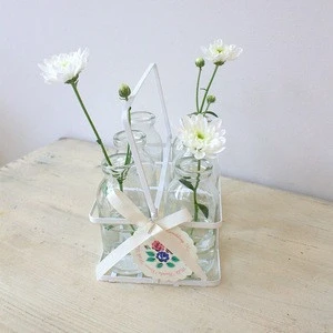 6.5" ,16.5cm paramid-shaped Cheap small glass vase for restaurant decoration