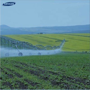 Agriculture  Center Pivot Sprinkler Irrigation equipment used in  Farm Irrigation System with mobile control