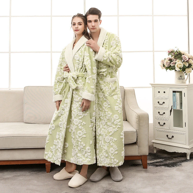 Bath Robe Nightgown for Men Women Designers Robe Best Selling Jacquard Double Cationic Flannel Sleeping Robe Flannel Fabric