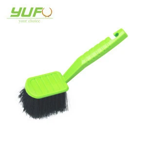 Car cleaning tool wheel brush durable car wash brush plastic brush for sale