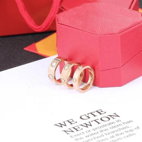 Carti Stainless Steel Finger Diamond 3 Cubic Zirconia Friendship Wedding Band LOVE Screw Rings for Women Men Gift
