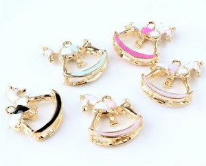 drops of oil cute nice Horse Gold Tone Metal Pendant Charms for DIY Bracelet Necklace jewelry animal DIY accessories