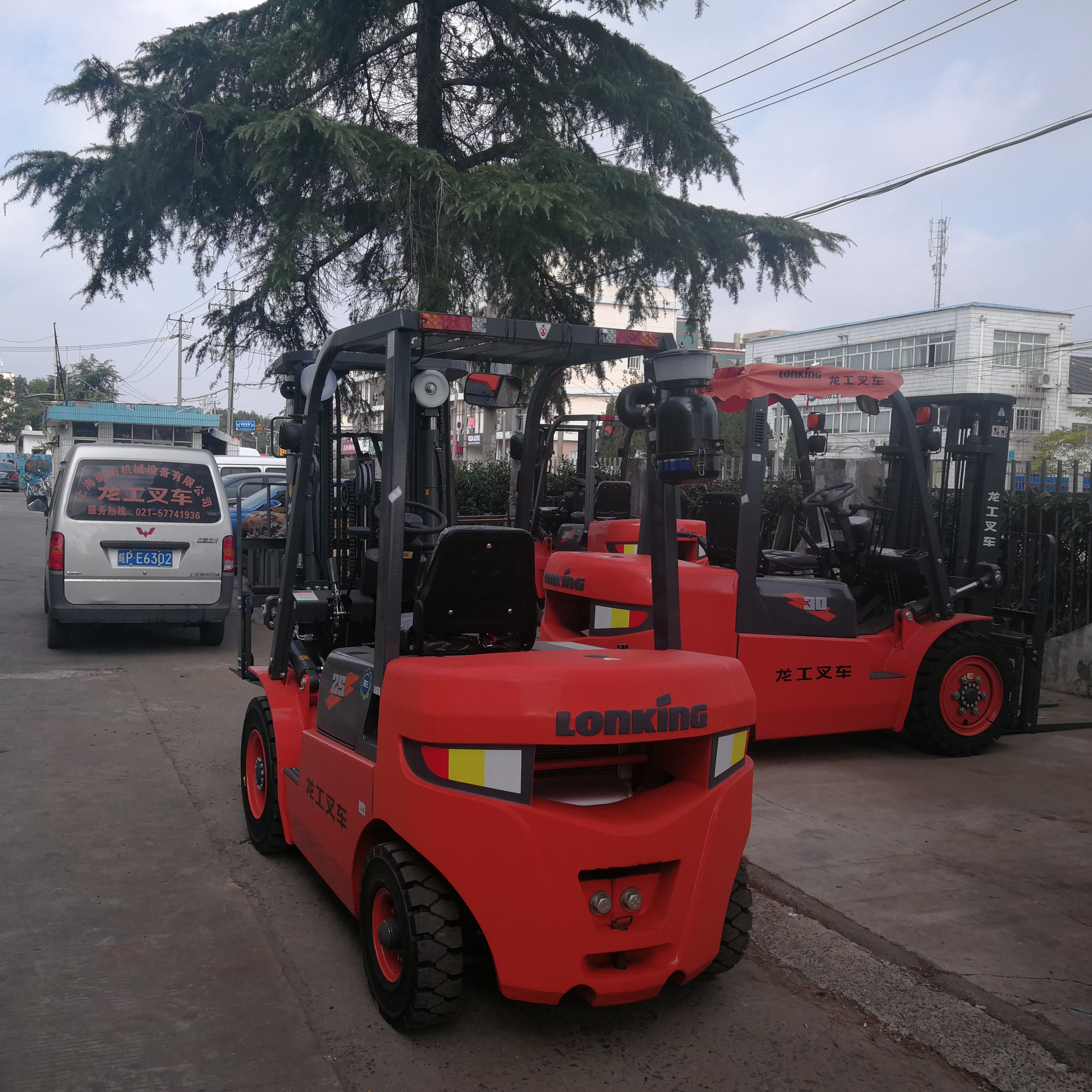 FD25T  high quality  2.5 ton internal combustion counterbalance forklift truck for sale  with automatic transmission