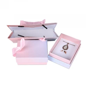 Gradient Pink Paper Jewelry Box Bracelet Necklace Ring Earring Box Handmde Kraft Wedding Gifts Packaging Box Jewelry Accessories