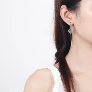Hot Sales Quality Trendy Girl 925 Silver Fancy Women Moissanite Cluster Stud Earring