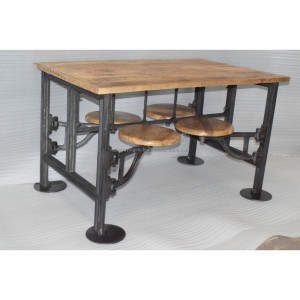 Industrial High Quality Vintage Iron Crank Dining Table With Four Seat