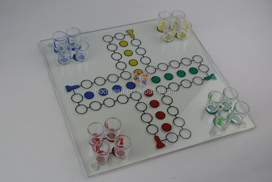 L High Quality Novel-innovative and Clear Glass  Ludo Game for Drinking party