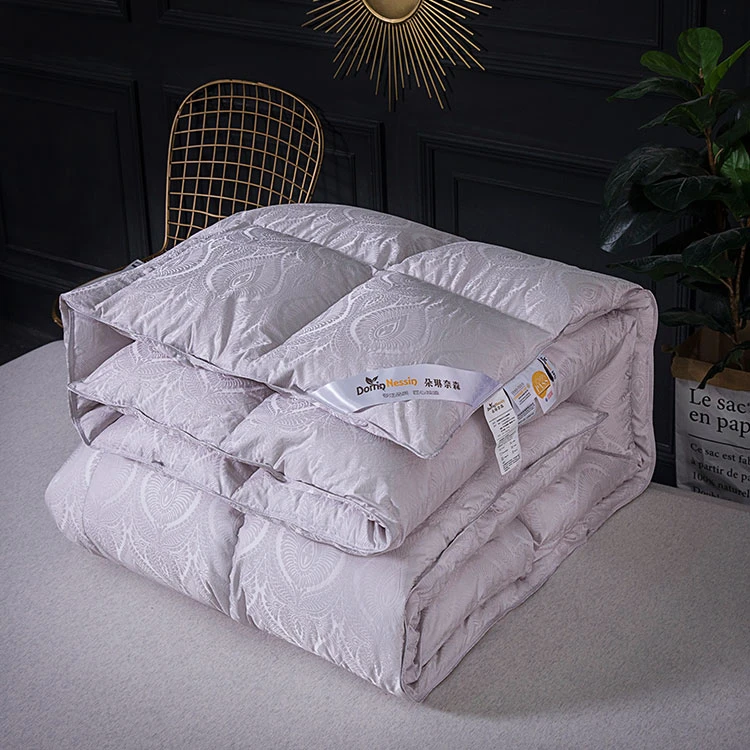 New Products White Goose Summer Bed Down Comforter Comfortable Down Comforter Bedding Comforter