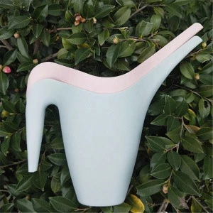 Plastic watering can 1.8l long spout high quality garden watering can with long spout