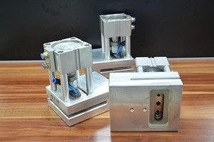 Pneumatic Driven Punching Holes Mould for Die Cut Handle Bag