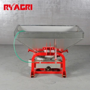 RY600 high quality 600L fertilizer spreader matched for tractor