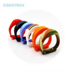 2020 Hot sale Hand sanitizer silicone wristband Sterilization dispenser with fashion design